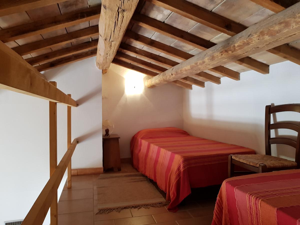 Agriturismo Bio Le 4 Stagioni Porrona Ngoại thất bức ảnh